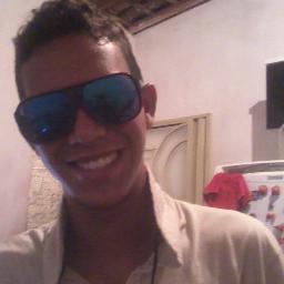 sou lindo!!♥