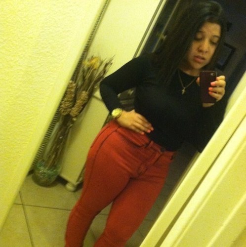 SH0RTSTUFF08's profile picture. 25yrs old. USC grad school graduate . Fight on ✌️