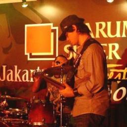 Blues Guitar Player
https://t.co/acZ12bKi7n