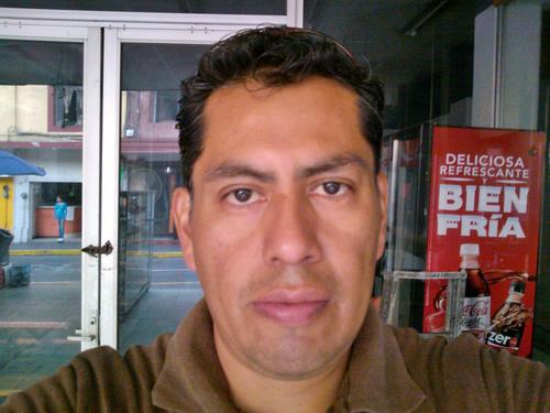 abetower71's profile picture. Nacido en la capital Veracruzana con estudios universitarios truncos,comerciante de nacimiento; deportista ( corredor de fondo)