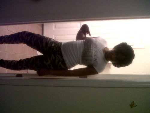 DeyloveAlexis's profile picture. 16| ♥W/ No Kids , Living Life Ain't Worried About My Past Focused On My Future But Follow me I will have Yo TL Popping !!!!