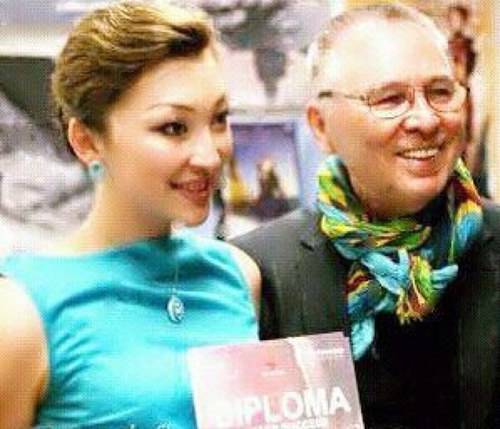 Bella_Satmirza's profile picture. Имиджмейкер http://t.co/Saj0thqAiw, Дизайнер одежды Белла Сат-Мырза (сценические костюмы) (с)