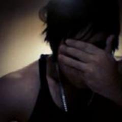 Un GAME PLAYERS MAS Amm!! _ tengo 21 años :( estudiante Universitario (AsquerosamenteAsqueroso)