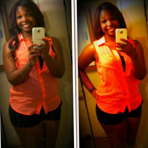 DON'T FUCKS WITH TOO MANY SO YALL GO FOLLOW MY MAINS- @LaPreciousRenee @IpimpedThatbish @_Carter3 #$.G #MymainBoo @_ChevyRider_ #TeamDe'Kerien