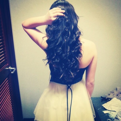 The life of a brunette. Everything brunettes think. beauty. pink. sparkles.