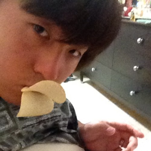 HideoMotoki's profile picture. We're connected each other via twitter!!
Nice to meet you my friends! 
I'm half Japanese and half korean!

Wanna join your life!!!