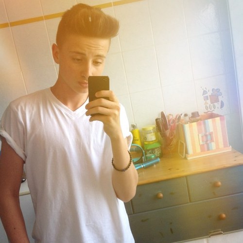 Instagram: JanWieser
Facebook: Jan Wieser 
https://t.co/ThQ3Nv9vpu