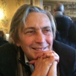 Étranger comme tout le monde.
Le contenu est tout et tout est contenu. Surtout la forme. Ex DG CFPJ #Rome #Paris #Toulouse ESJ #Lille. Journaliste honoraire.