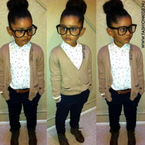 I'm Anele!! I'm cray,love music,sweet,loves to rap and dance,weird,ghetto and a chilled gee♥