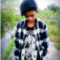 Yang Liat Jelek Lo !!
