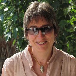 MartaEstradaG's profile picture. Procuro cuidar a mi gente, aunque suele ser fuera de redes sociales. Escritora. Coautora de Mester de Brujería, última publicación. Dms abiertos.