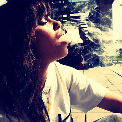 Paagee Suur Lees Renoiis et Tiismeey Swaag. Abonnez-Vous :D