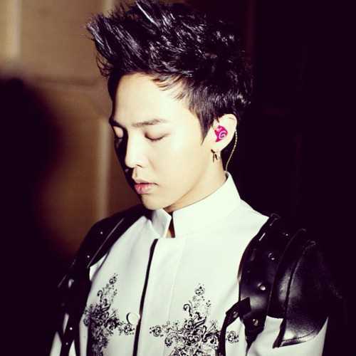 [Too fast to live, too young to die] This is the real Fake Account of arrogant leader of Big Bang, G-Dragon.