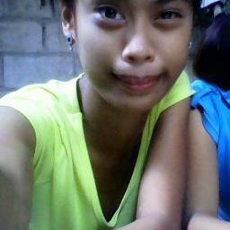 .kunq naqmahal ka pra mkipaqlaro :)?? yaan moe pinatulan lanq naman kita pra mei kalaru ka:)xD