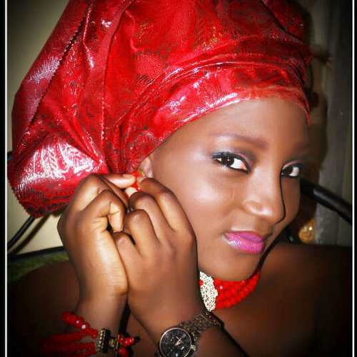 Am a Beauty Therapist..I do Bridal Make up,Waxing,Massage,Pedicure Manicure,I also do Home Service..#.Make Ur Skin Glow nd shine today nd look More Beautiful..