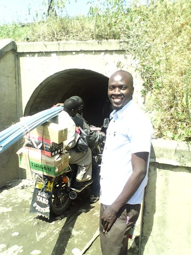 WKasambala's profile picture. Namsubiri ashuke nami nipande !!!