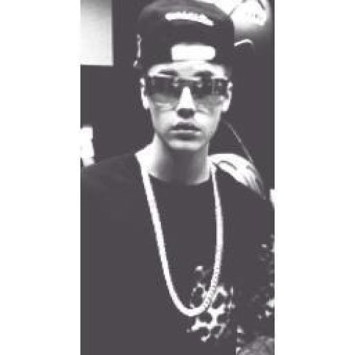 @jdbsperm is my bitch. @justinbieber is my everything.