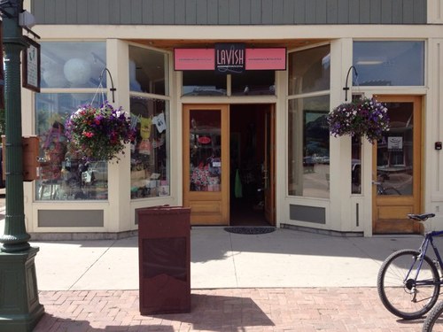 LavishCB's profile picture. Curator of Pretty Things... for you to buy