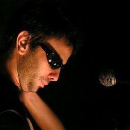 alejandrofassi's profile picture. Papá de Eloísa. Hincha de Boca. Jugué al fútbol en las inferiores de Defensores de Belgrano. Canto en MALA SUERTE y ZUMBADORES