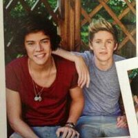 ~Chista & Nicole~ (@hazza_forever_) 's Twitter Profile