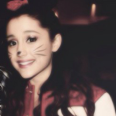 Ariana Grande ♥