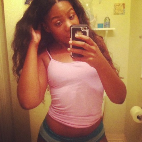 Lanniie Scott is who i am! You can find me thuggin in these streets and blowing w/ the love of my life Dre Scott❤..