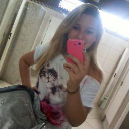 Menina quando quer, mulher quando eu preciso ;))