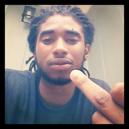 Follow me i live in a t.v.#PVC #Goandgetit #taurus #greenbacks#BC 15#Mybrotherskeeper IG: rastamarley31