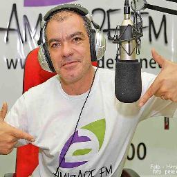 saladadaamizade's profile picture. O Programa mais MIX do FM. De Segunda a Sexta das 13 as 16 horas pela Amizade Fm. Acessem: http://t.co/TXqYYs8aIQ