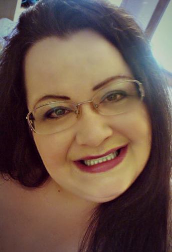 eliz13413's profile picture. 