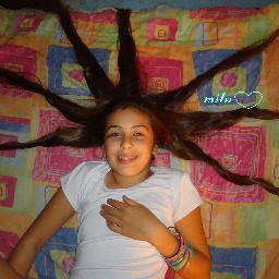 bueno  tengo 12 años me gusta bailar soy hincha del mejor C.A.B.J mis mejores amigas son kimu santi y pipí gaitan y por ultimo OLA KE ACE SÍGUEME Y TE SIGO