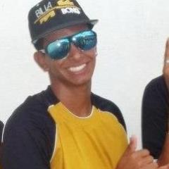 Lute. Acredite. Conquiste. Deseje. Espere. Alcance. Invada. Caia. Seja tudo o que quiser ser, mas acima de tudo seja você, sempre.