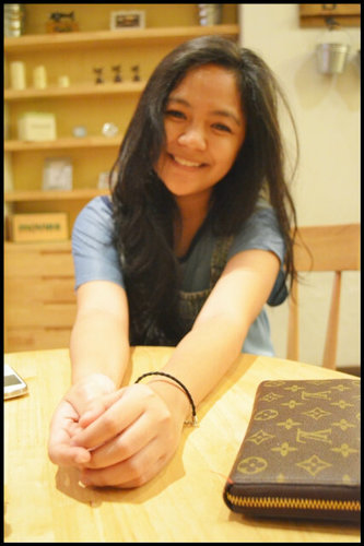 angelinderin's profile picture. LifeLightLaughLove with rizkiharefa!♥