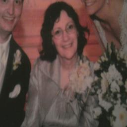 BSefluth's profile picture. Sharing God's love and positivity!