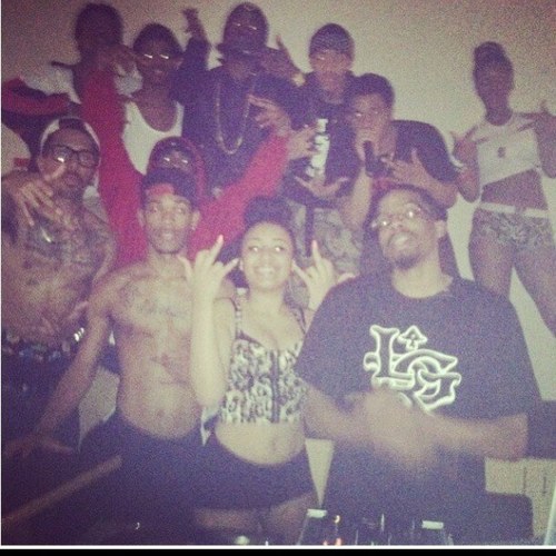FHD BITCH!!!!!! #JUSTSTRIP2 HOE THIS SUNDAY