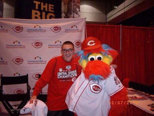 tayrobinette54's profile picture. Hi i am taylor robinette number 1 reds fan and and i help out with colerain football and i have a 2 brothers that played for st x football