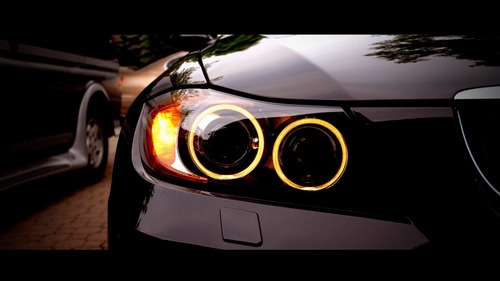 Please follow us @fashioncarscom for our Twitter updates.