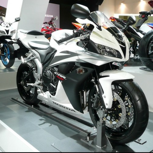 Everything street bikes. Tweet us a pic of your bike and it could get picked as the bike of the day.