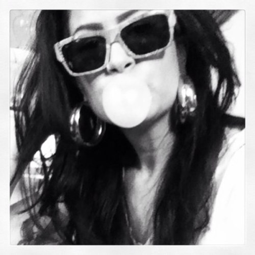 MsLocaBuena's profile picture. Welcome to my inner monologue...