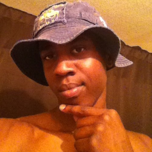 StrongDaily93's profile picture. Fuck dese hoes plus Niggas dnt trust no 1 period.®ip Nino(9) × Free Zman
MONEY POWER RESPECT=BANDZZ