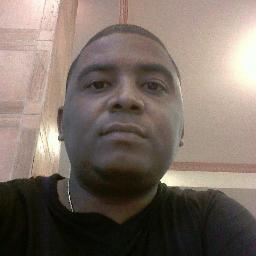 mikeayarza's profile picture. 