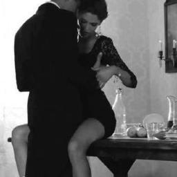 Envie de baiser ? Rendez-vous sur le nouveau réseau social de la #Luxure et du #Libertinage | 100 % Gratuit | Interdit aux -18 ans l http://t.co/dfwFGr8HiV