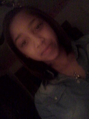 16 | Sophomore | #12 yea , I ball | Single | follow me doe ..