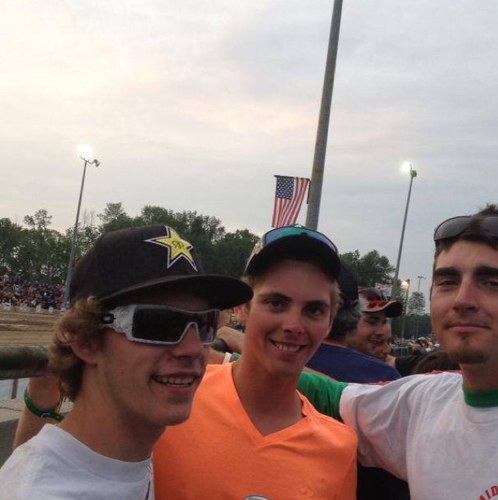 middle67's profile picture. 