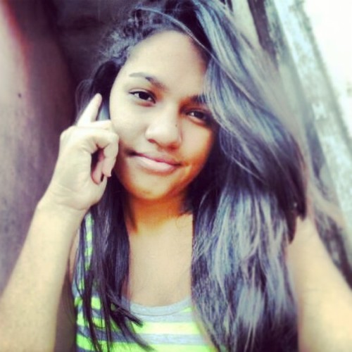 Poderosa eu sou quase um anjo.
