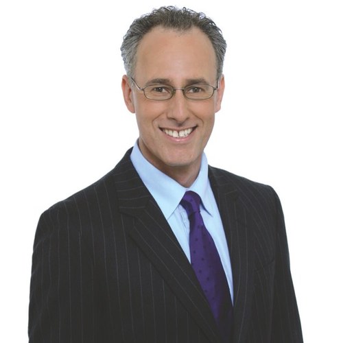 NYC Licensed Real Estate Salesperson & Coach helping #GenX #GenY clients throughout renting/sales process. Specializing in finding your new home.