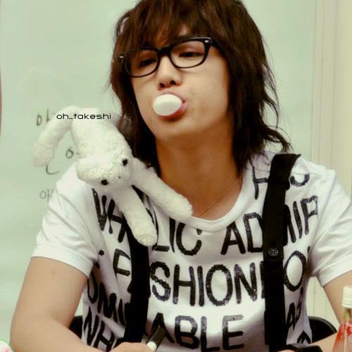{Fake} *Actor & Cantante principal de Ft island!!