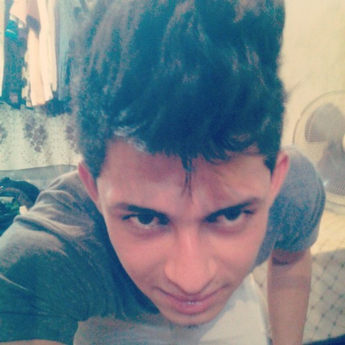 Soy 1 chico muy simpático,alegre, Me gusta compartir mucho, Conocer nuevas personas . FB: Lenyz Ramoz Siigeme' 
Whatsapp: 809-630-9854..