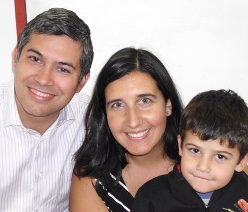 La bruja chica, sólo porque mi madre es la gran bruja. Si no me cree, pregúntele al García. Feliz madre de dos príncipes y dos brujitas. Profe Ingeniería UC