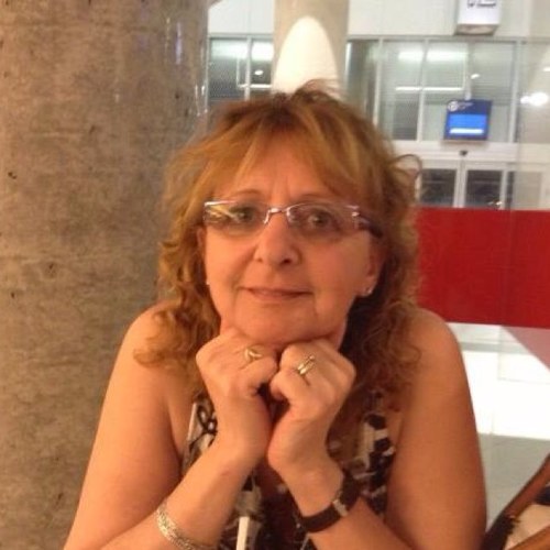 deschnes_hlne's profile picture. Dans la vie . Les bons moments sont rares et il faut savoir apprécié , la valeur de tout c'est petit * b *. au quotidien, ici et maintenant.  Sourire à la vie